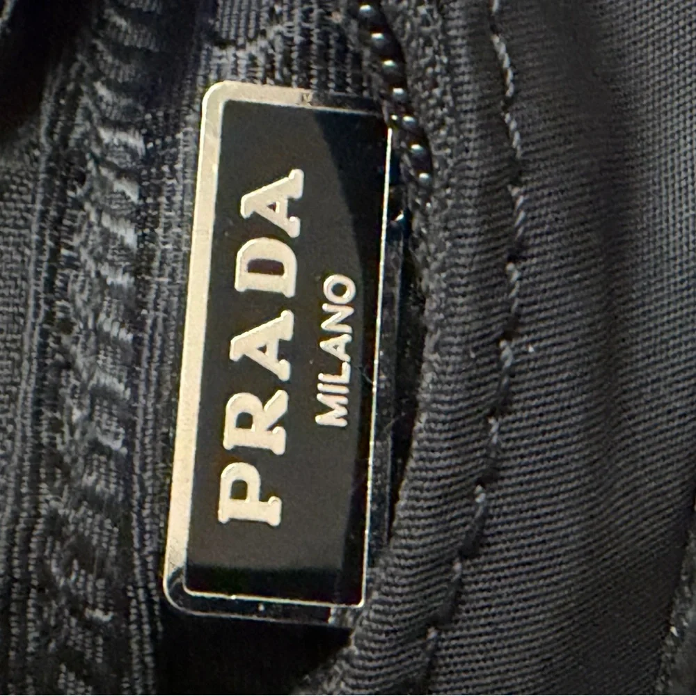 Vintage Prada Tessuto Nylon Mini Hobo Shoulder Bag Black Silver Logo Y2K - Picture 4 of 6